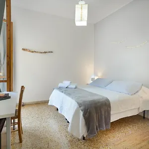 https://san-frediano-room.it-tuscanyhotel.com