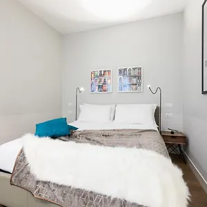 https://via-volta-apartment-moscova.it-lombardy.com