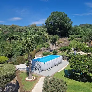 villa-laura-piedimonte-etneo.sicilyhotelsitaly.net/
