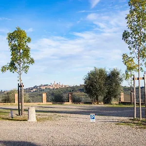 https://appartamenti-castello-di-montauto.it-tuscanyhotel.com
