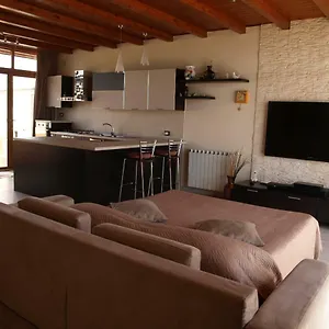 https://a-due-passi-da-tutto-catania.sicilyhotelsitaly.net