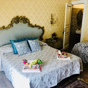 dimora-umberto.taorminaitalyhotels.com/